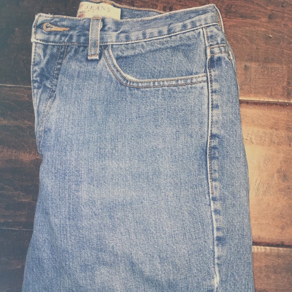 Authentic 90’s Vintage Guess Jeans - Picture 2 of 3